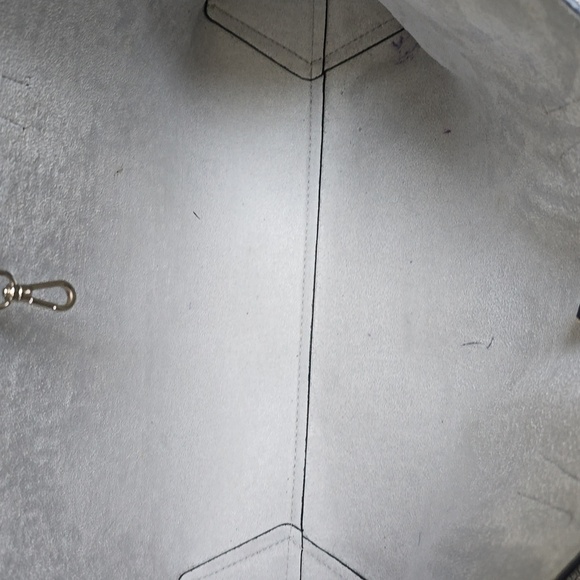 Kate Spade Molly Party Floral Tote - Picture 11 of 17